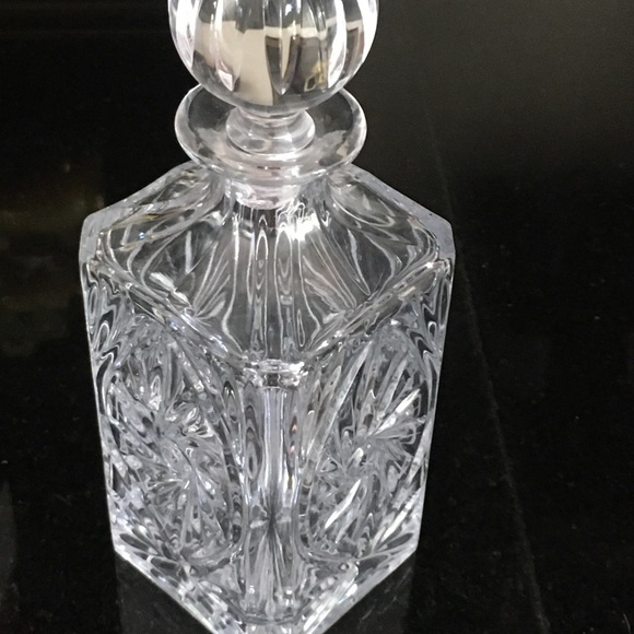 VTG Handcut Decanter from Poland 24% lead crystal - Picture 4 of 14